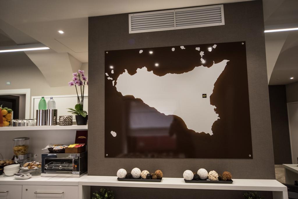 Etnea 454 Catania Luxury Rooms ภายนอก รูปภาพ